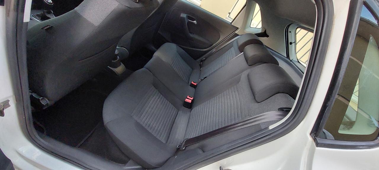 POLO 1,2 BENZINA TETTO APRIBILE X NEOPATENTATI SENSORI DI PARCHEGGIO IMPECCABILE