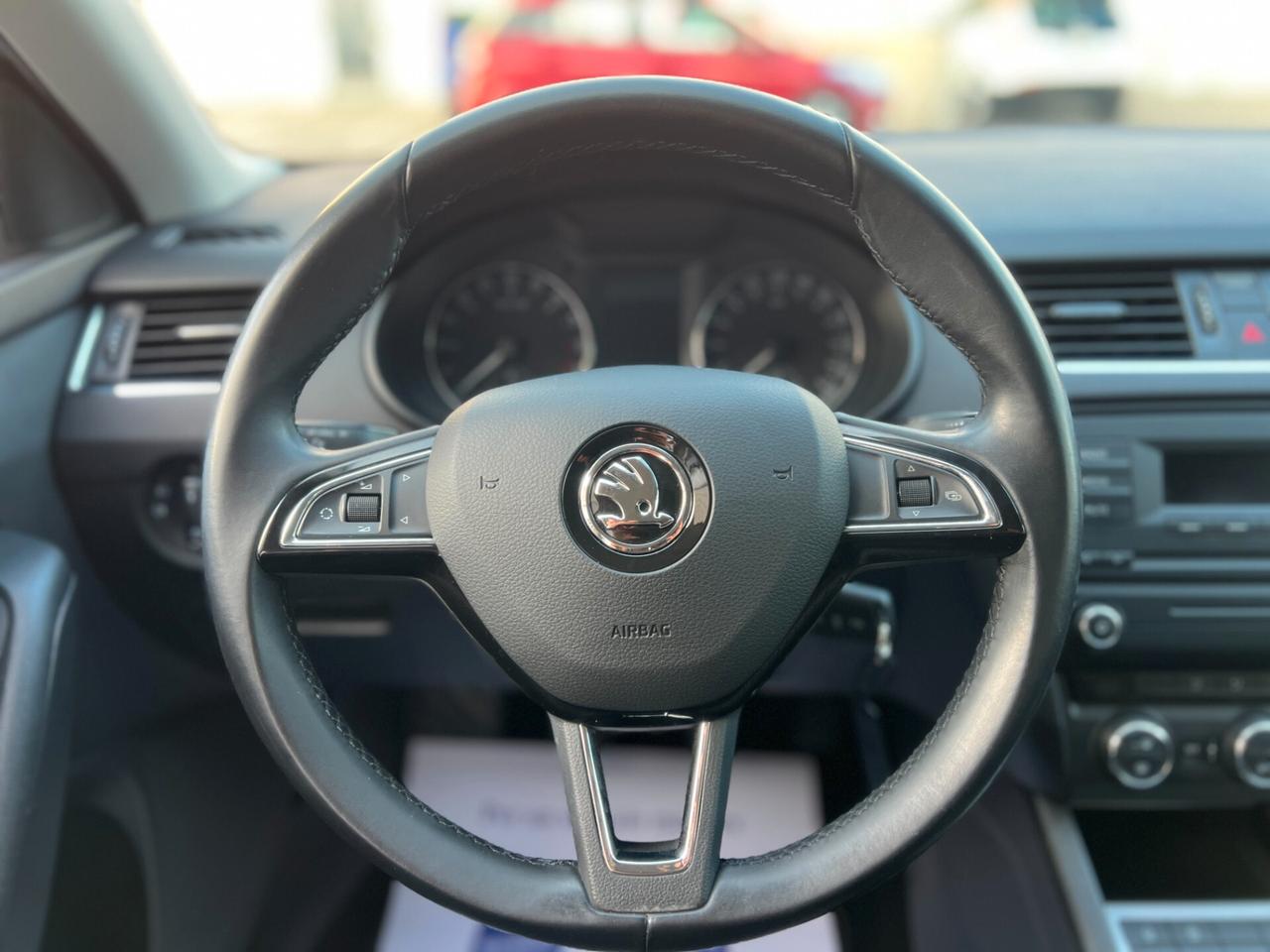 Skoda Octavia 1.6 TDI CR 105 CV 4x4 Wagon Executive