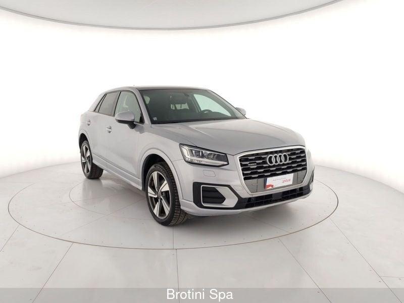 Audi Q2 35 TDI quattro S tronic Business Advanced