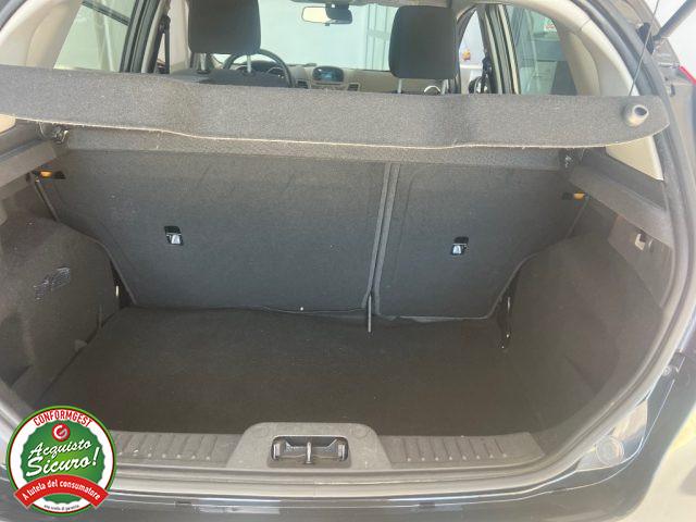 FORD Fiesta 1.2 60CV 5 porte Titanium - PER NEOPATENTATO