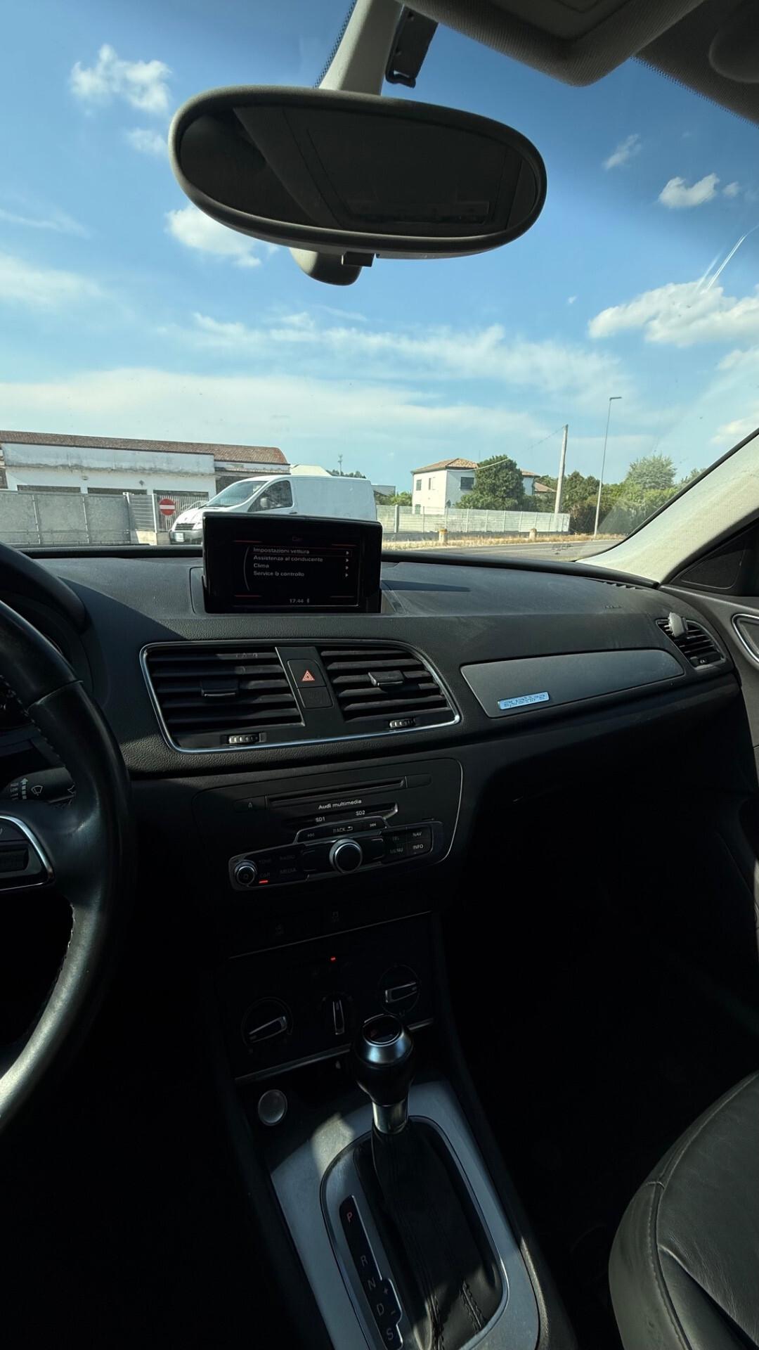 Audi Q3 2.0 TDI 140 CV quattro S tronic Sline
