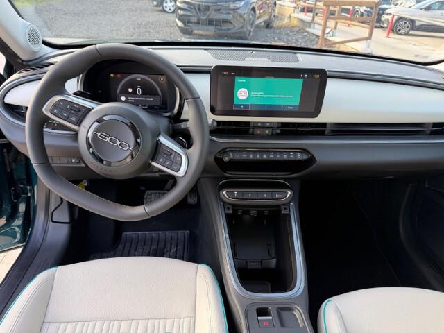 Fiat 600 Hybrid 110 CV DCT MHEV La Prima II