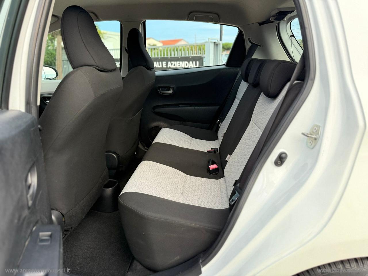 TOYOTA Yaris 1.0 5p. Lounge