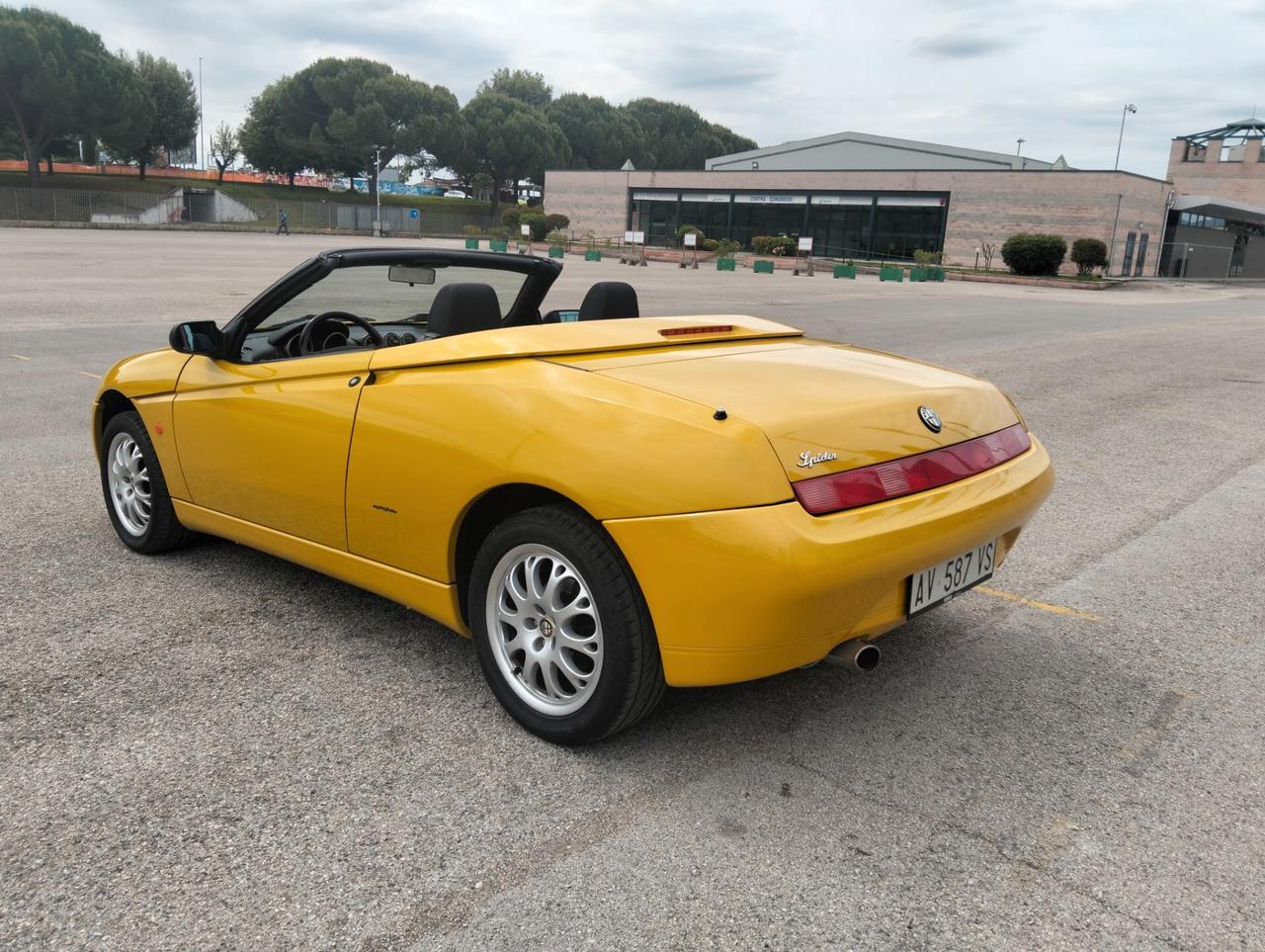 Alfa Romeo Spider 1800