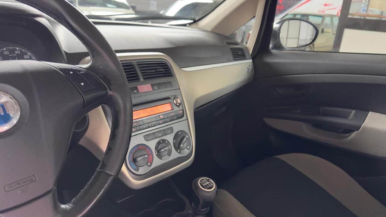 Fiat Grande Punto 1.4 Starjet 16V 5 porte Emotion