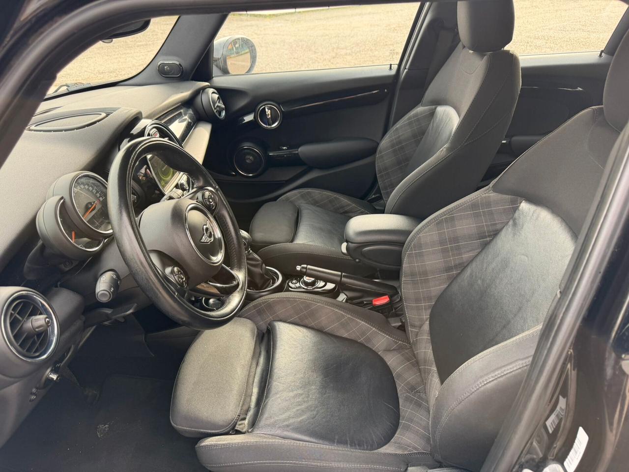 Mini 1.5 Cooper D Hype