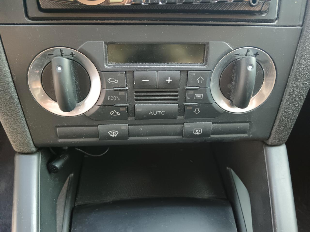 Audi A3 1.9 TDI 105CV 3 PORTE AMBITION