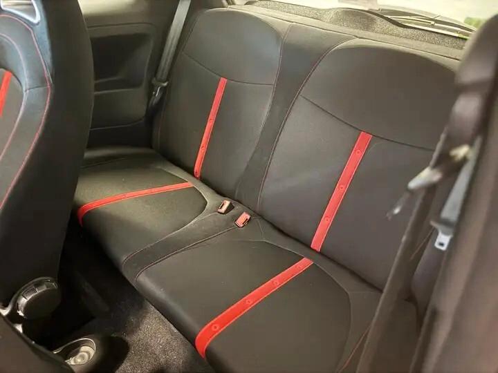 Abarth 500 1.4 Turbo T-Jet 160cv