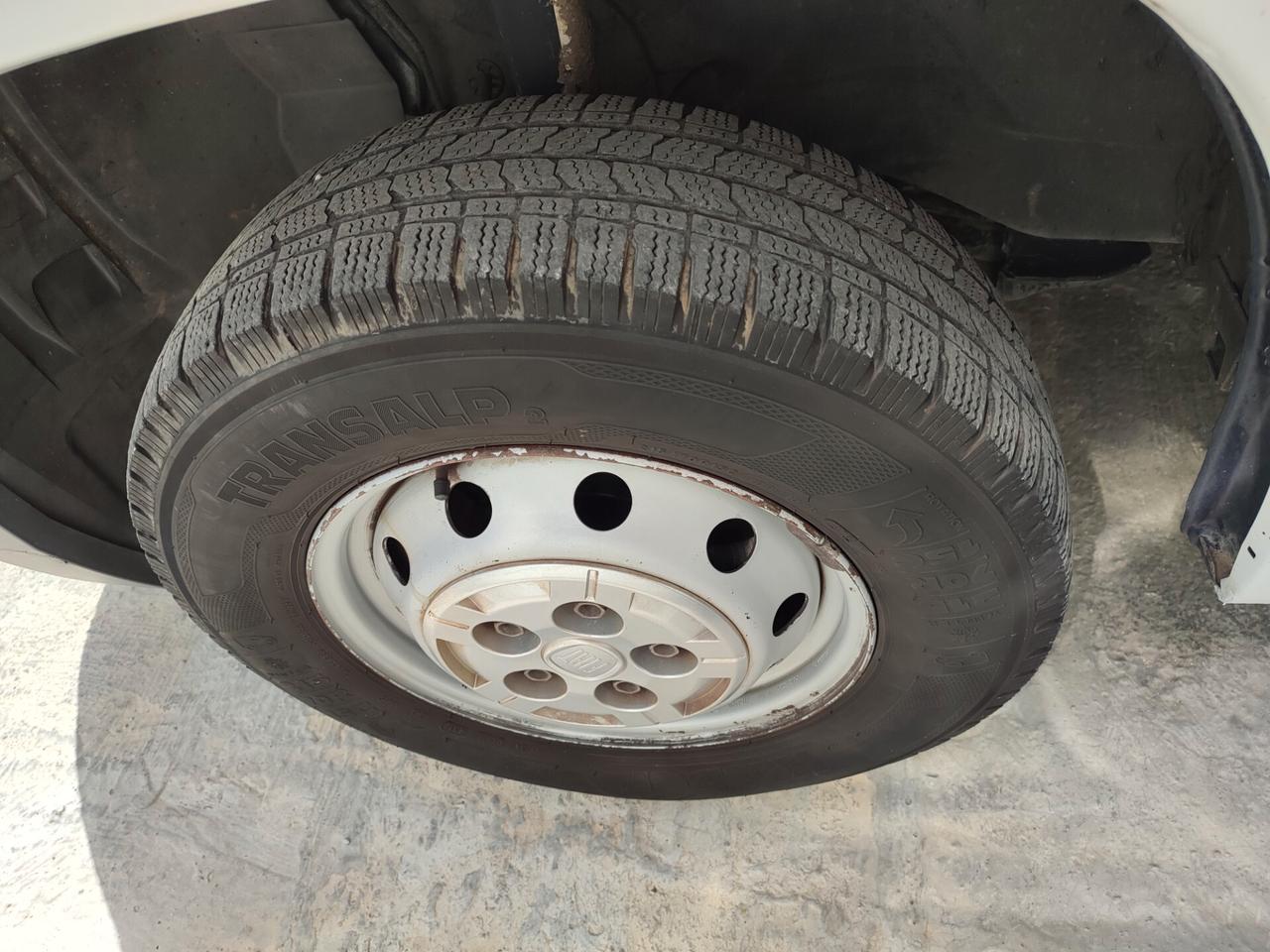 Fiat Ducato * 6 METRI * PASSO MEDIO LUNGO