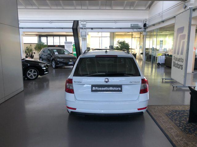 SKODA Octavia 1.6TDI SW Exe - NEOPATENTATI