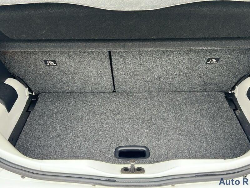 Volkswagen up! 1.0 48kW EVO move up! BMT