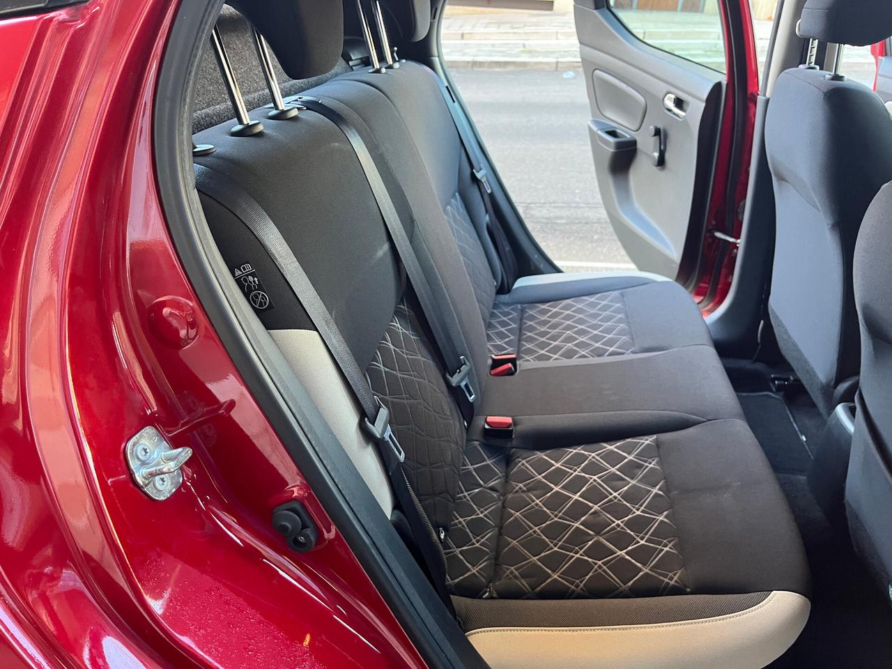 Nissan Micra 1.0 71cv 5 porte Acenta