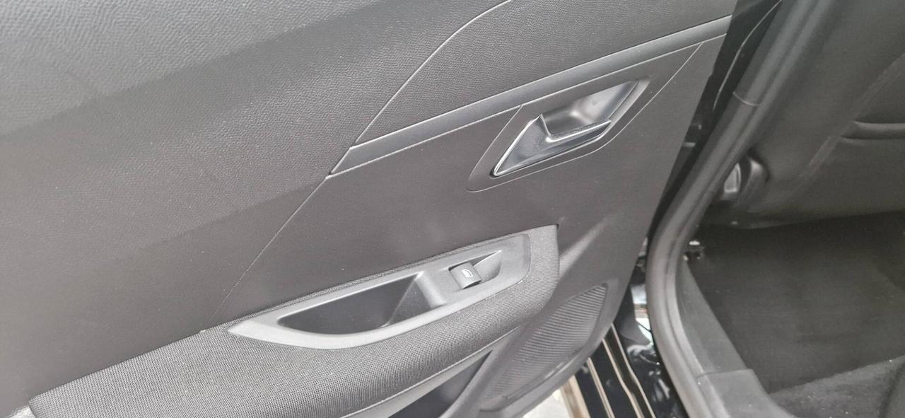 Peugeot 208 1.2 BENZINA 75CV 5 PORTE 2024 KM54000 ITALIANA UNICO PROPRIETARIO