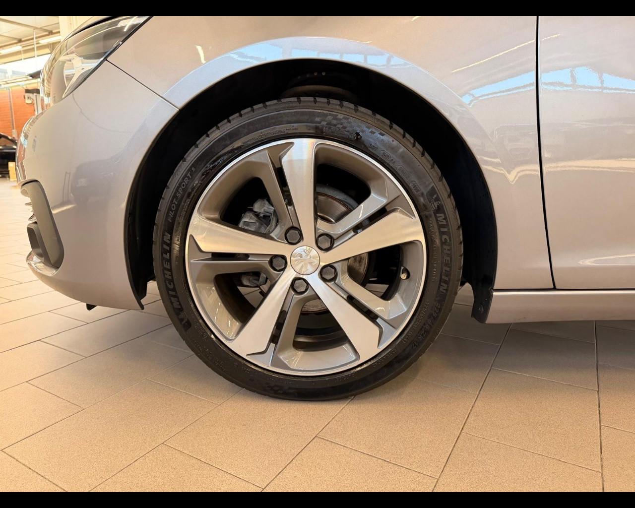 PEUGEOT 308 2ª serie - 308 BlueHDi 100 S&S Business