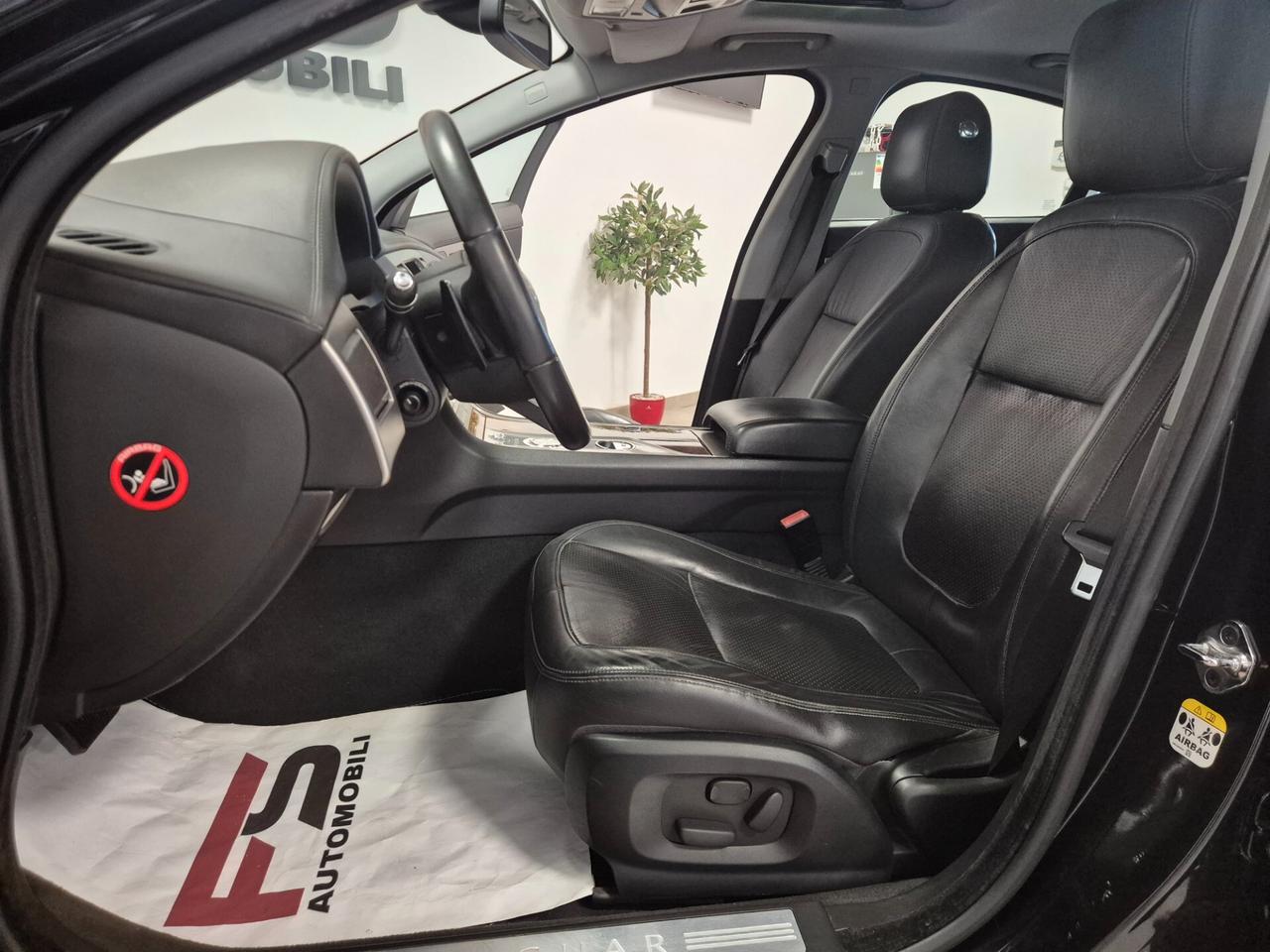 Jaguar XF 3.0 D V6 Premium Luxury