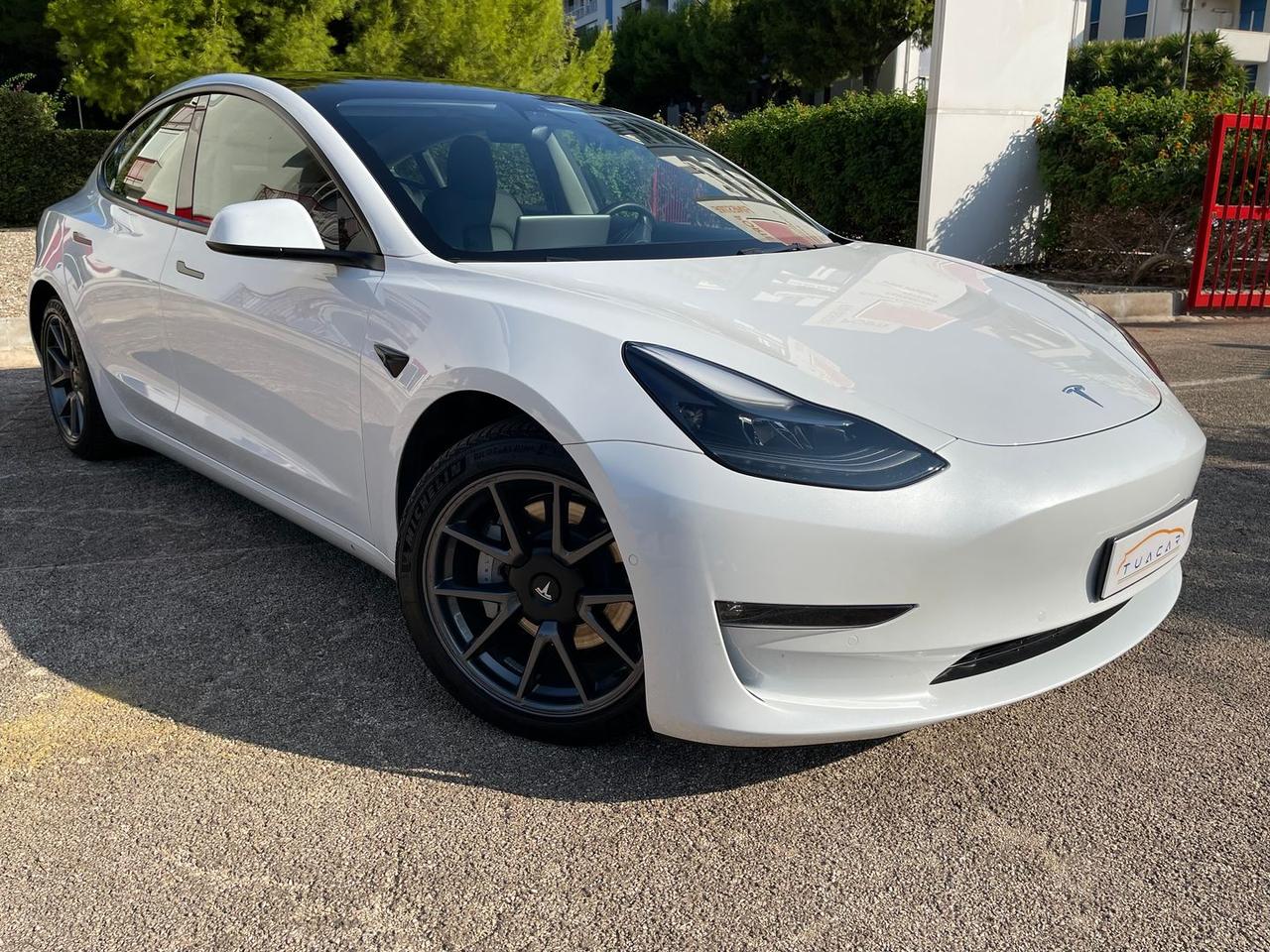 Tesla Model 3 Long Range