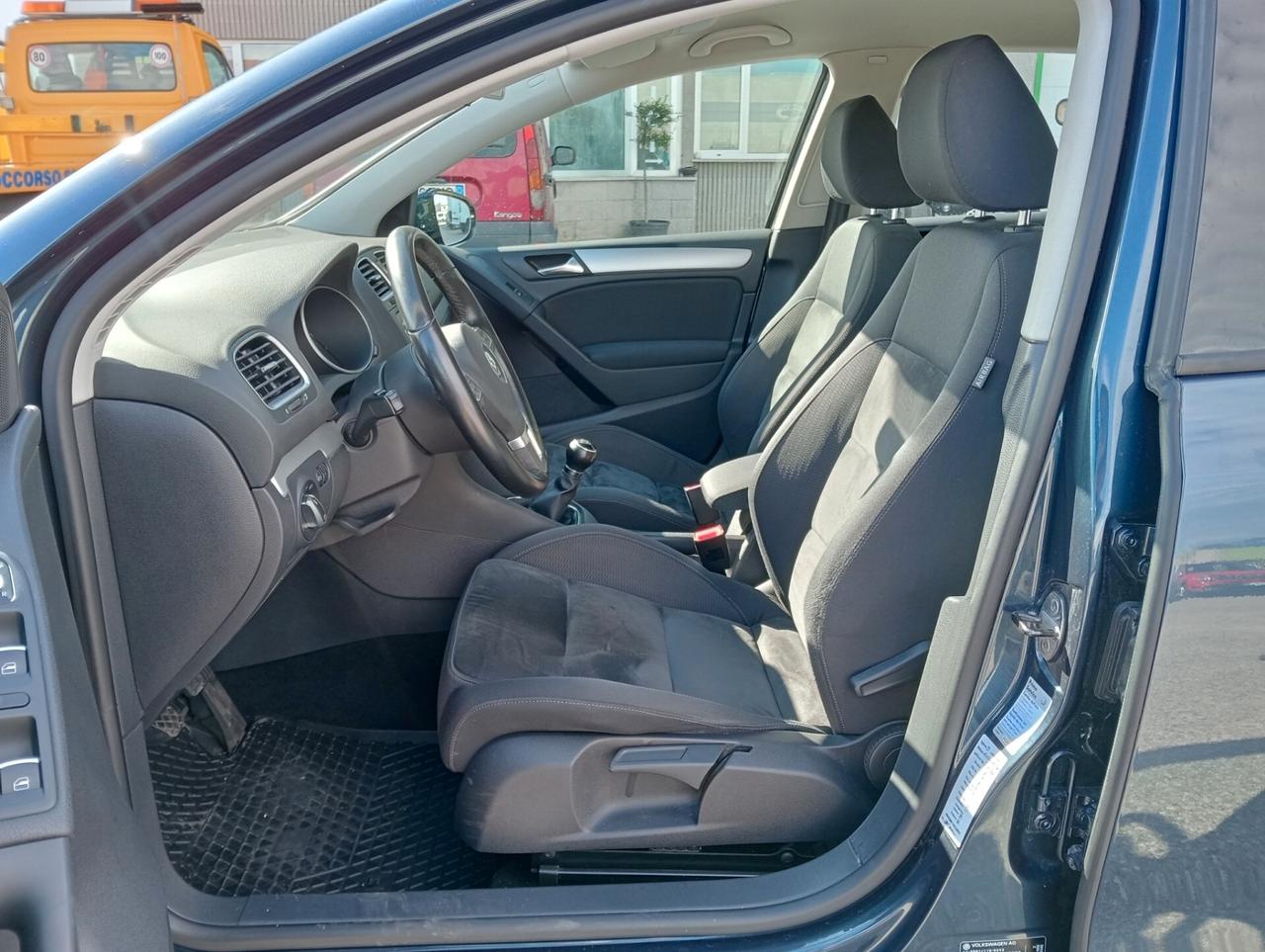 Volkswagen Golf 1.6TDI 5p. Highline