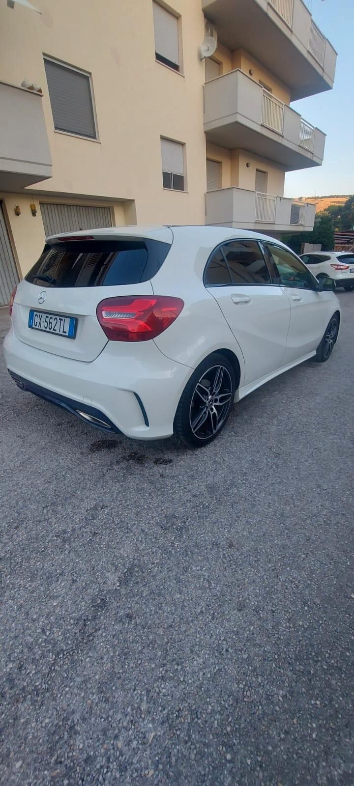Mercedes-benz A 200 d Automatic Premium AMG