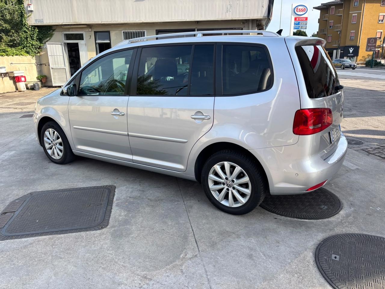 Volkswagen Touran 2.0 TDI 140 CV DSG Highline