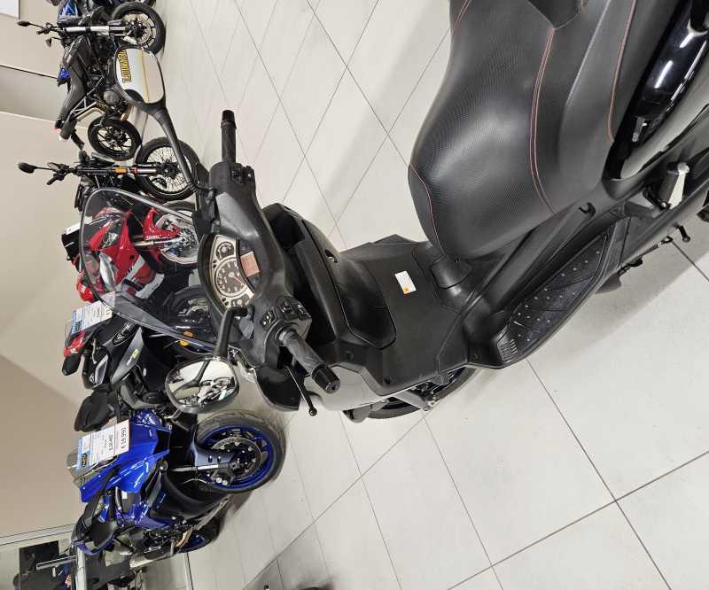 Yamaha X-Max 250 - 2012