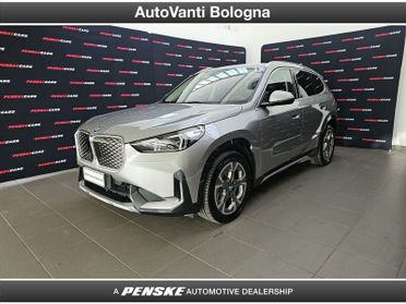 BMW iX1 eDrive 20 X-Line