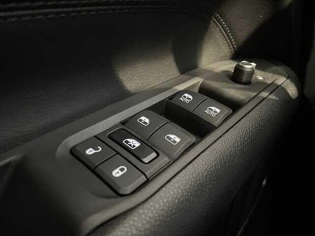 Jeep Compass 1.5 Hybrid 130CV Night Eagle (MHEV) - NEOPATENTATI