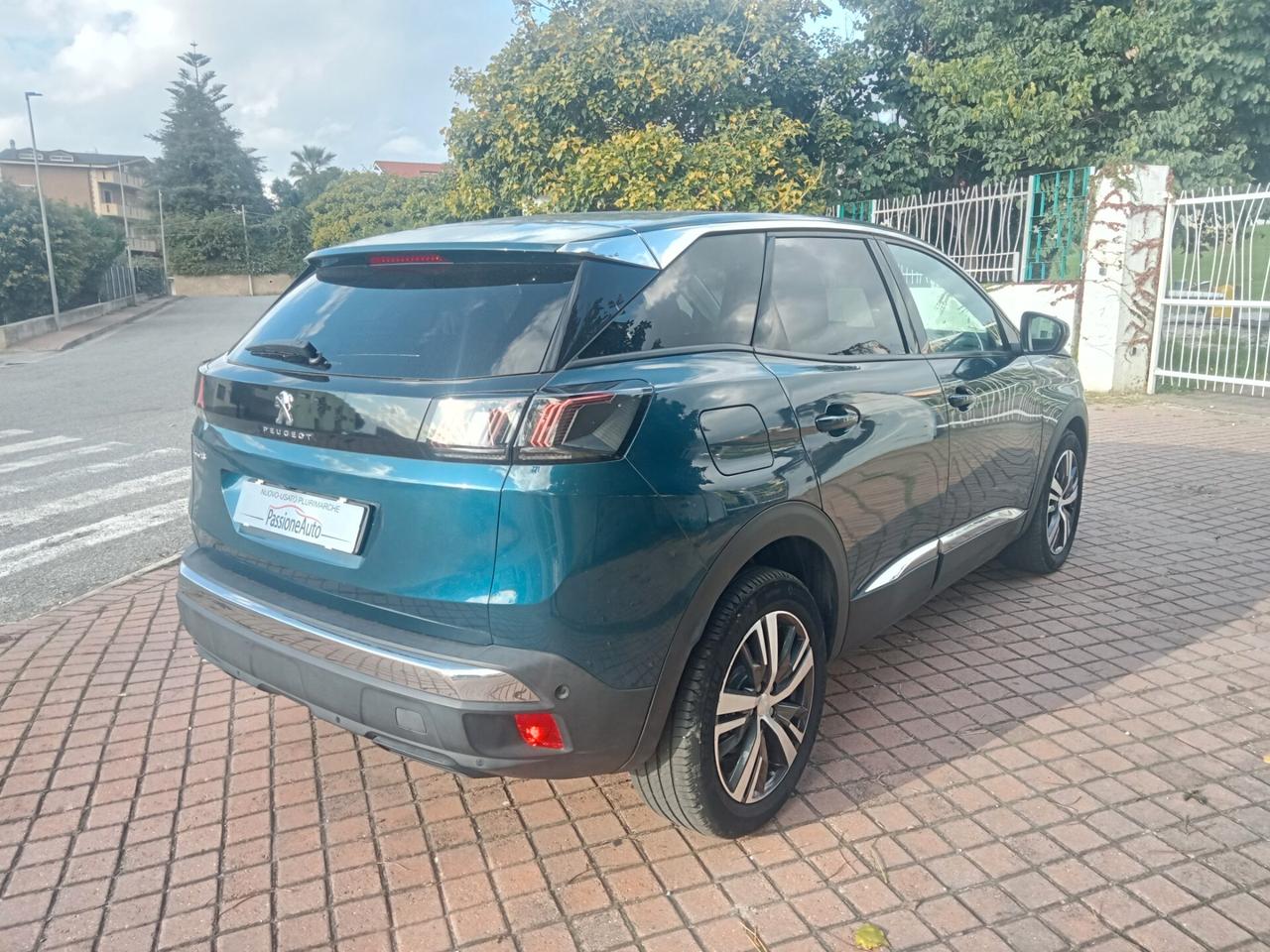 Peugeot 3008 BlueHDi 130 S&S Allure Pack