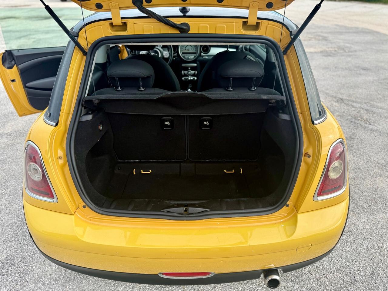Mini Cooper 1.6 Benzina chili pepper 90 mila km