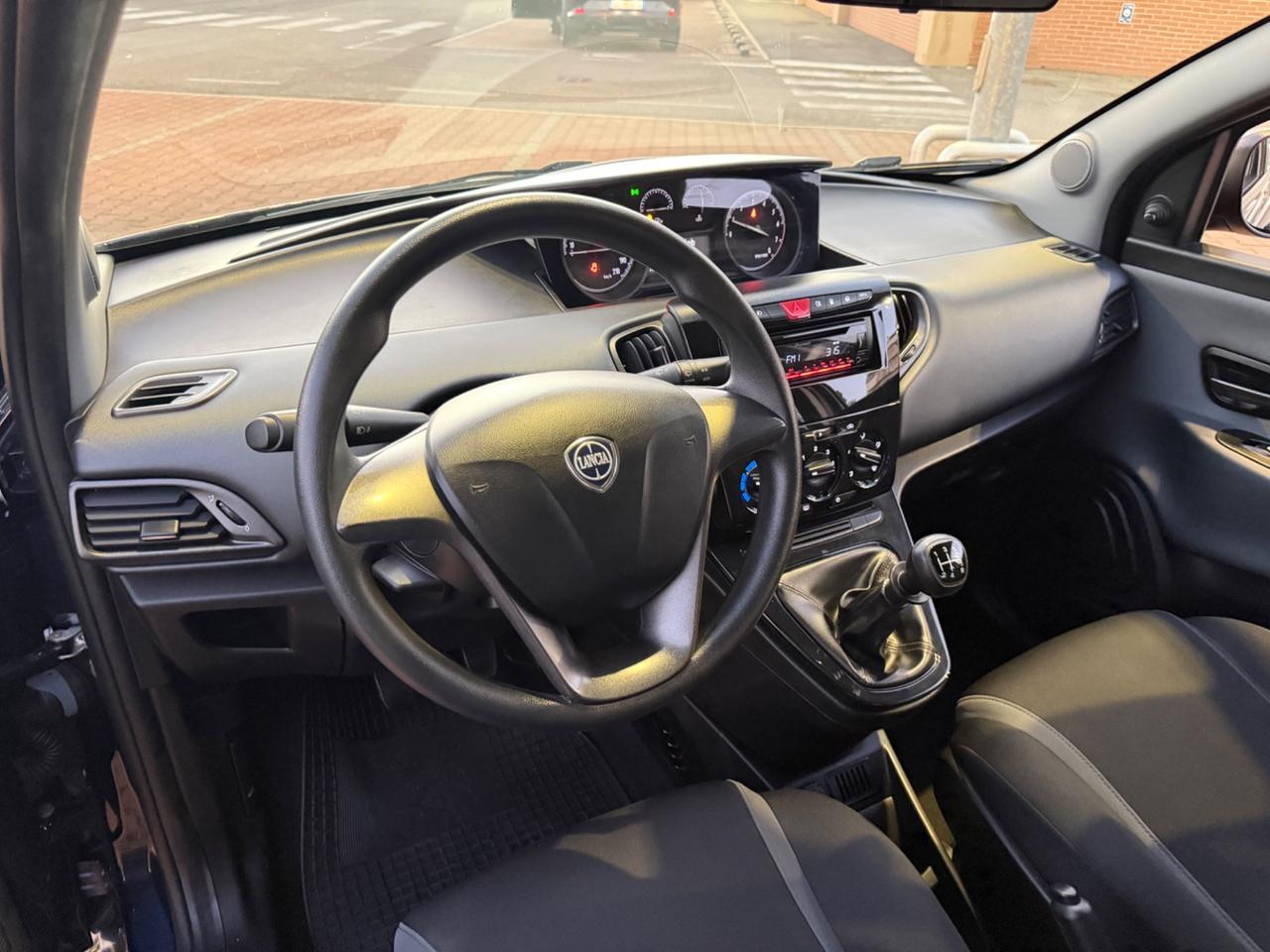 Lancia Ypsilon 1.2 GPL Ecochic Silver