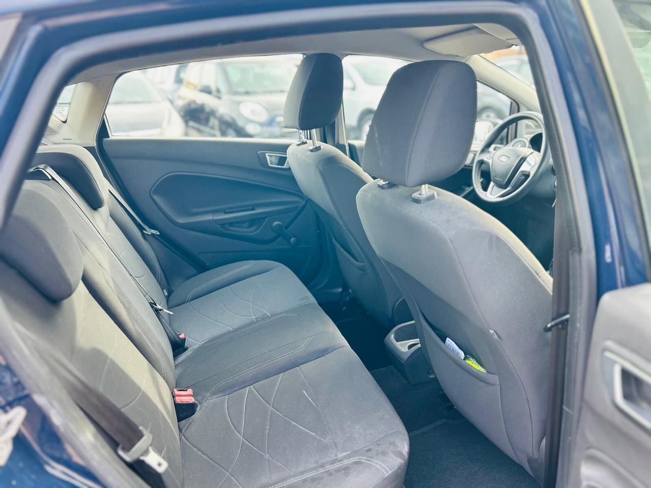 Ford Fiesta 1.5 TDCi 75CV 5 porte Titanium