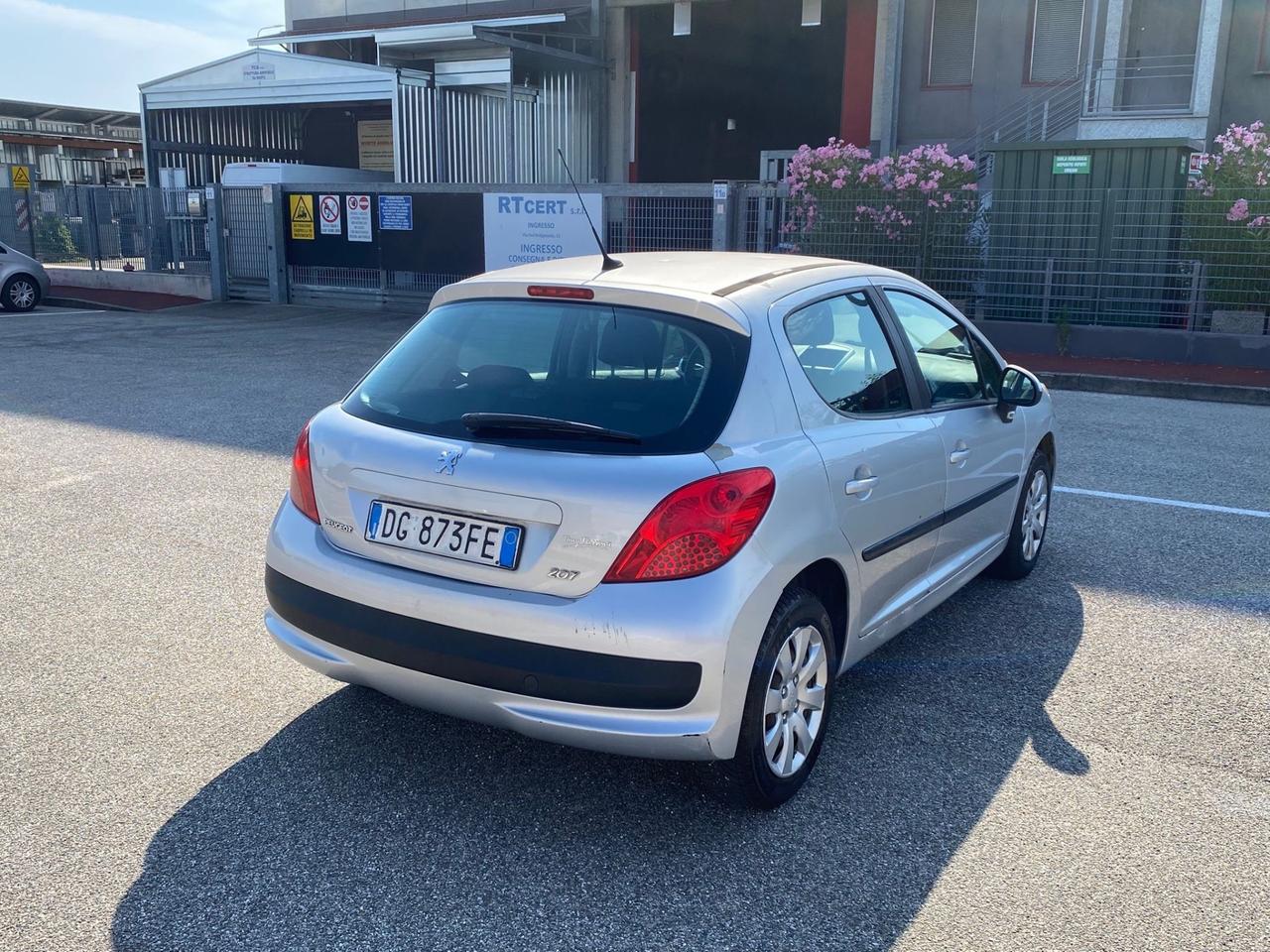 Peugeot 207 1.4 88CV 5p. XS