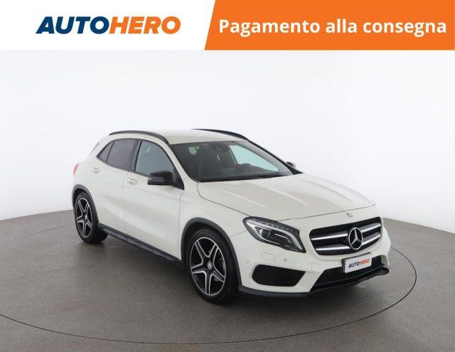 MERCEDES-BENZ GLA 200 d Automatic 4Matic Premium
