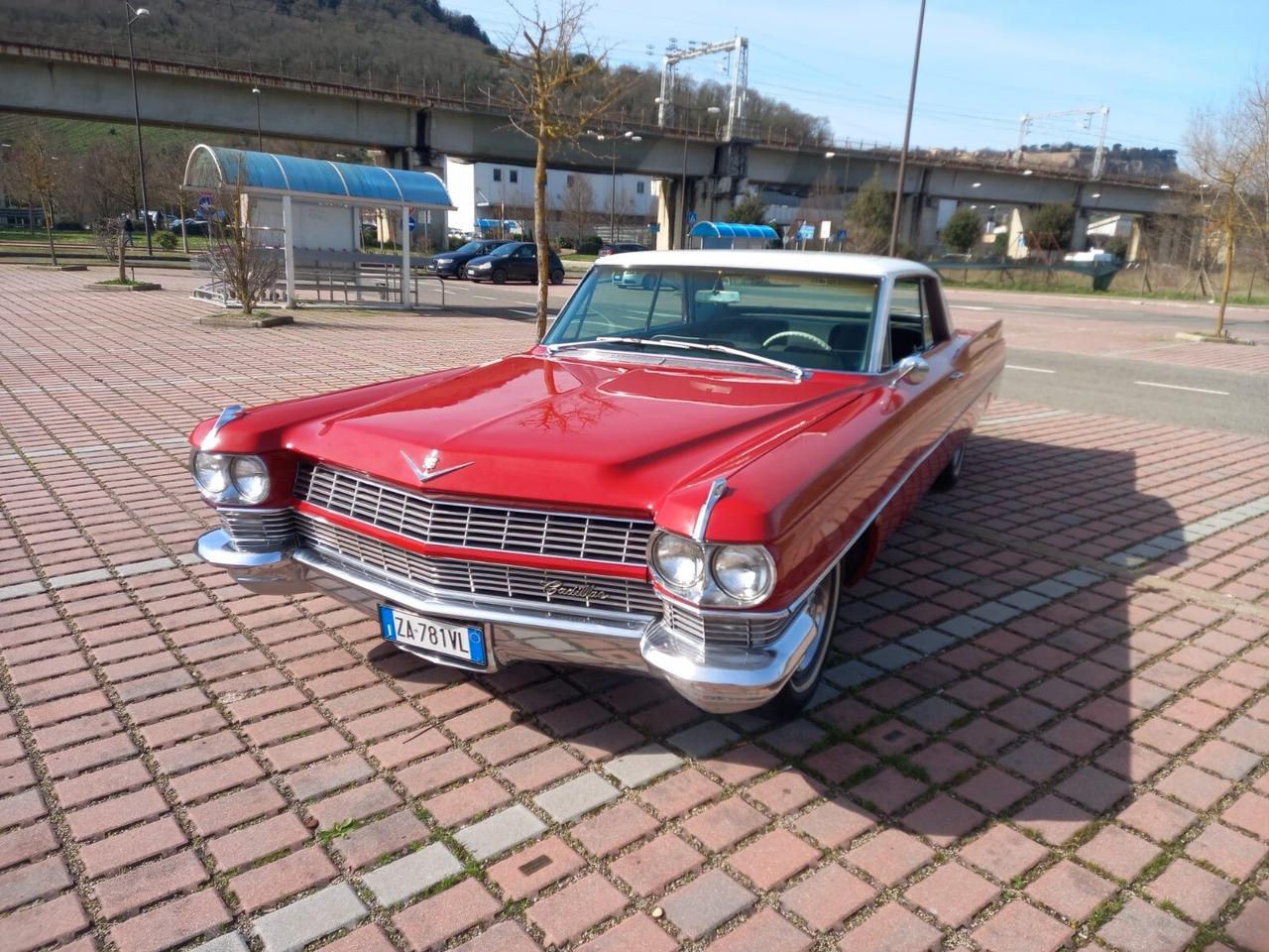 Cadillac Deville Coupé De Ville