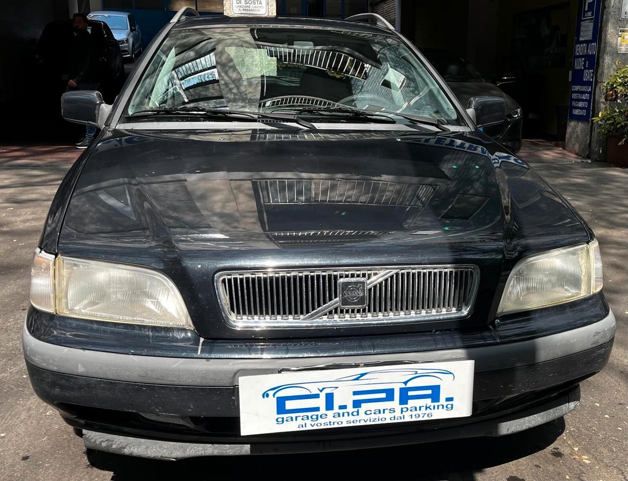 Volvo V40 2.0 16V cat