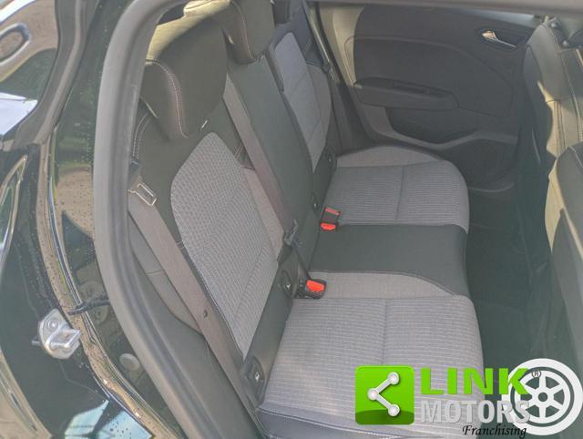 RENAULT Clio TCe 90 CV 5 porte Techno