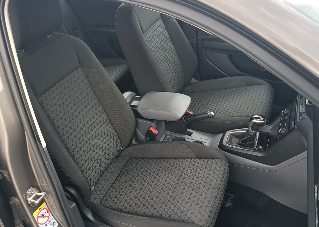 Volkswagen T-Cross 1.6 TDI DSG SCR Style BMT