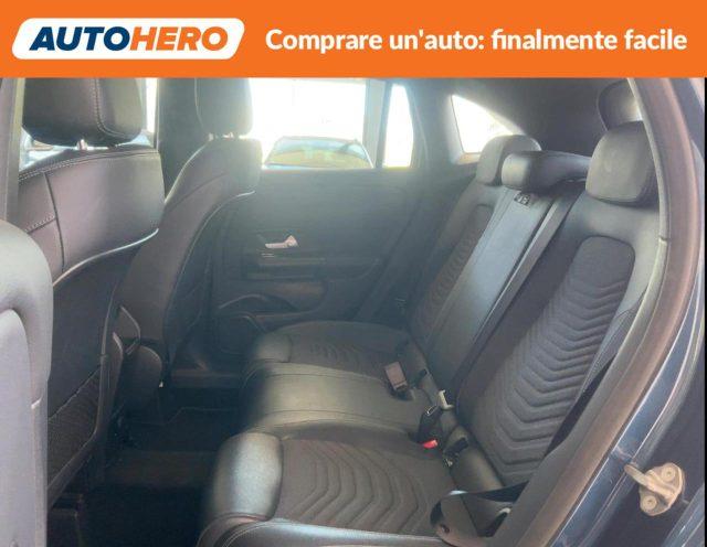 MERCEDES-BENZ GLA 180 Automatic Executive