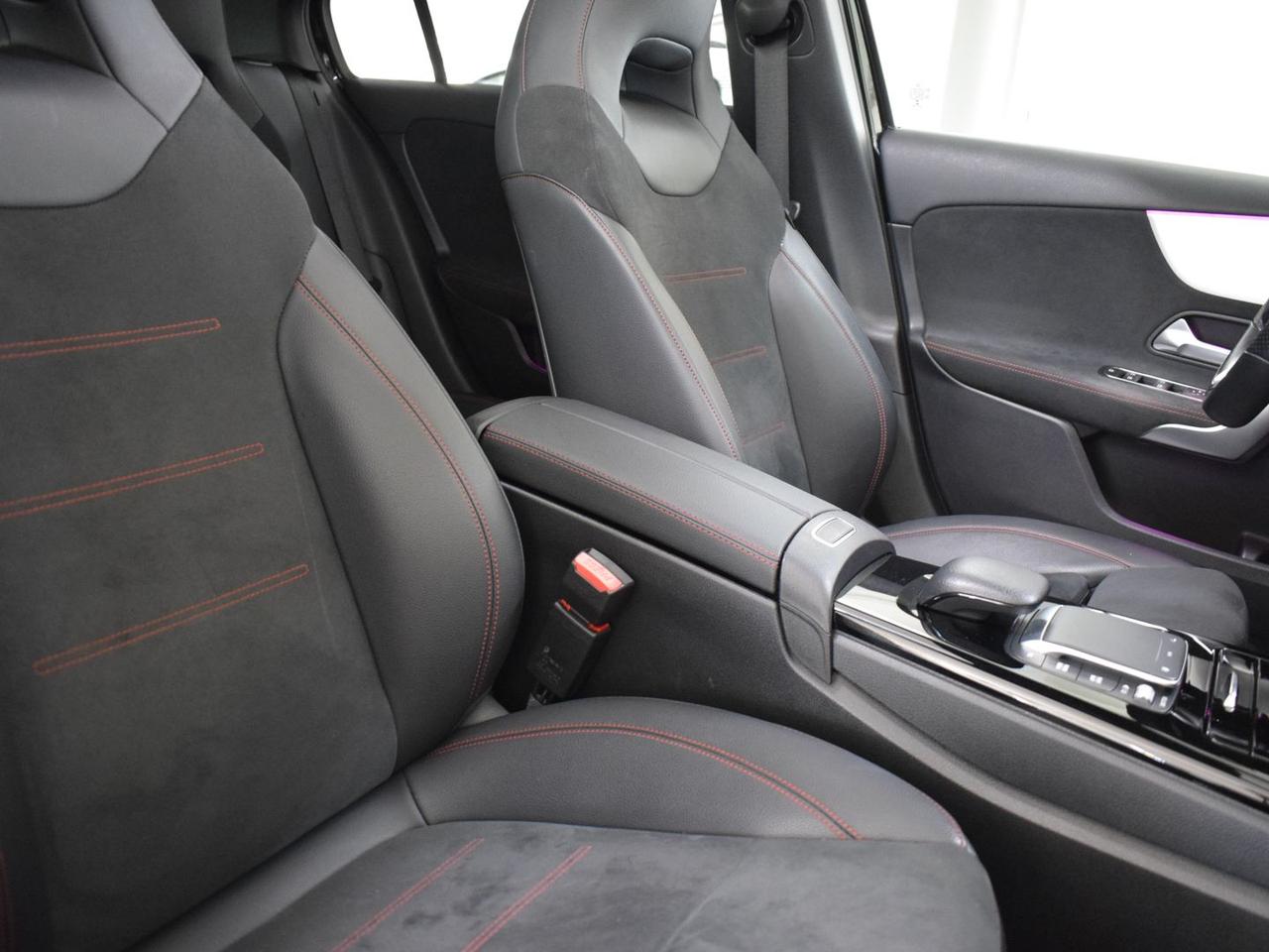 Mercedes-Benz A 180 Classe A Premium AMG #6298