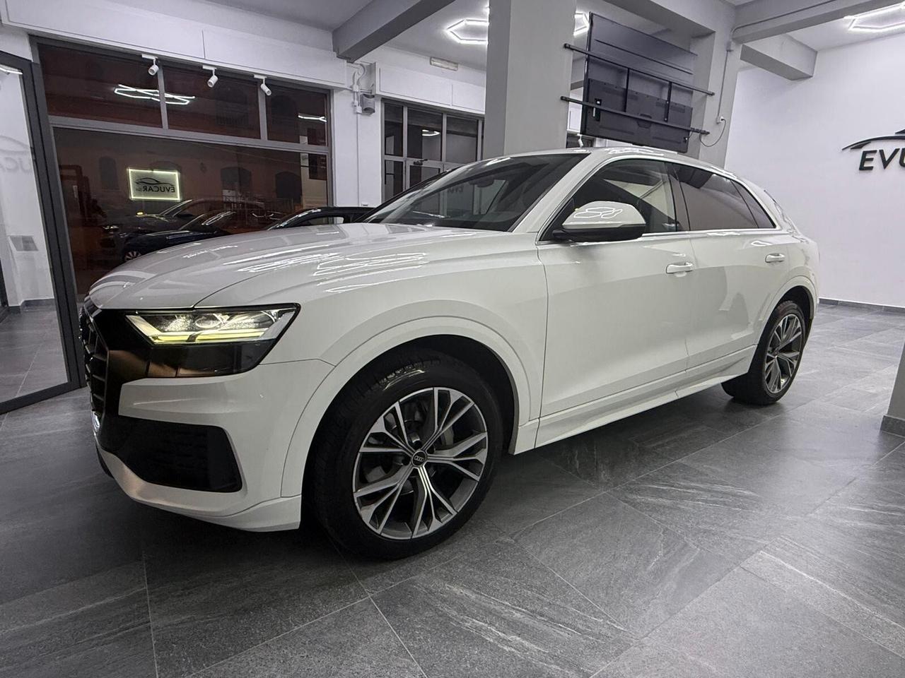 Audi Q8 SUV 45 TDI quattro tiptronic S line edition
