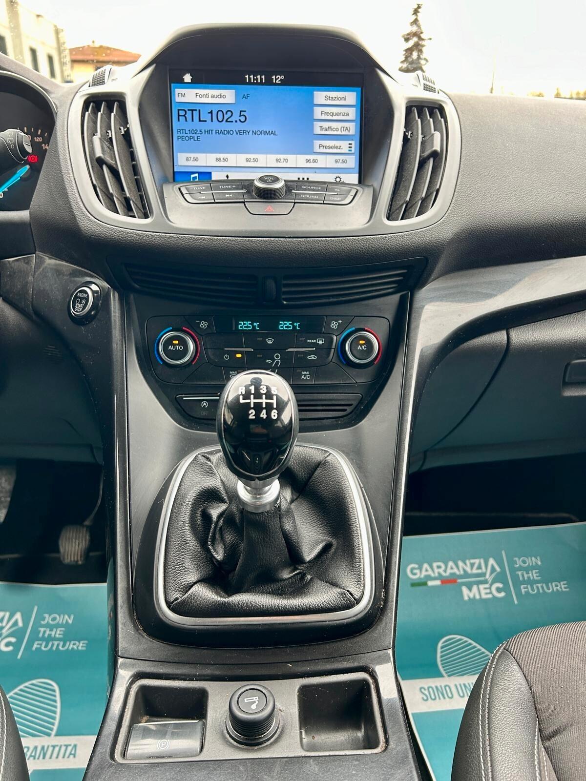 Ford Kuga 1.5 TDCI 120 CV S&S 2WD ST-Line