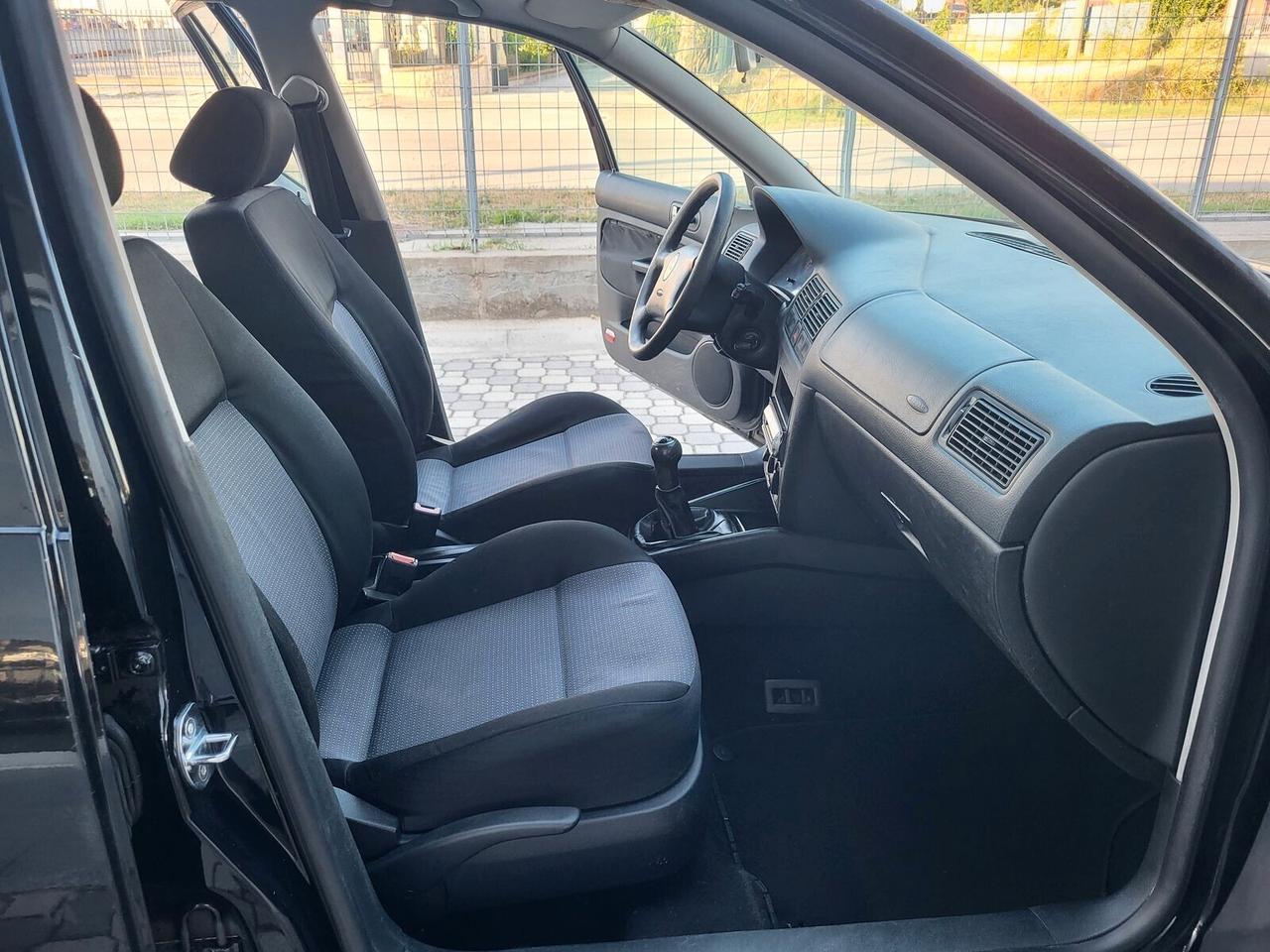 Volkswagen Golf 1.9 TDI 101 CV 5 PORTE *** EDITION ***