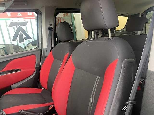 Fiat Doblò 2.0 MJT 16V Easy Maxi