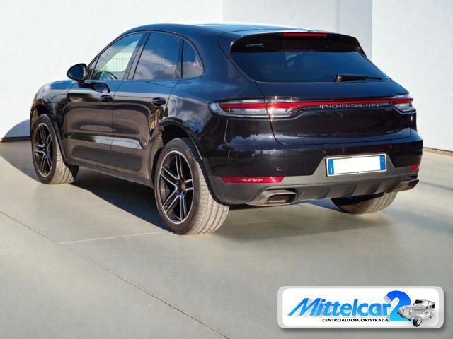 PORSCHE Macan 2.0