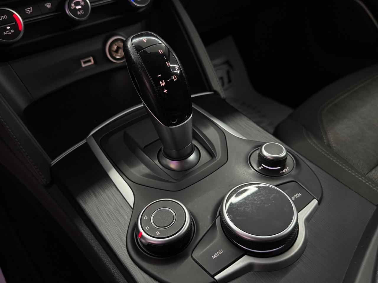 Alfa Romeo Stelvio 2.2 150CV AT8 Super