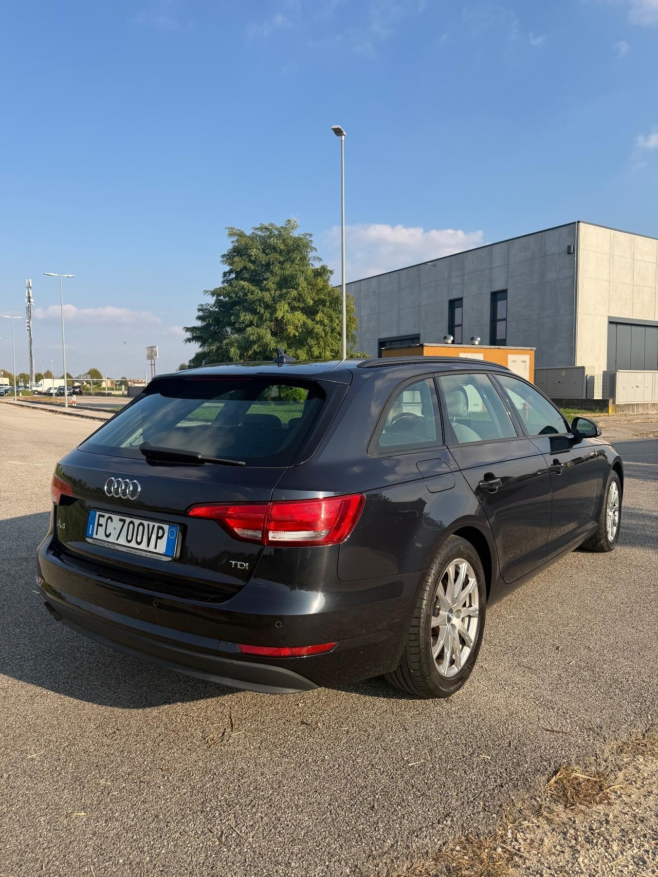 Audi A4 Avant 2.0 TDI 190 CV ultra Business Sport