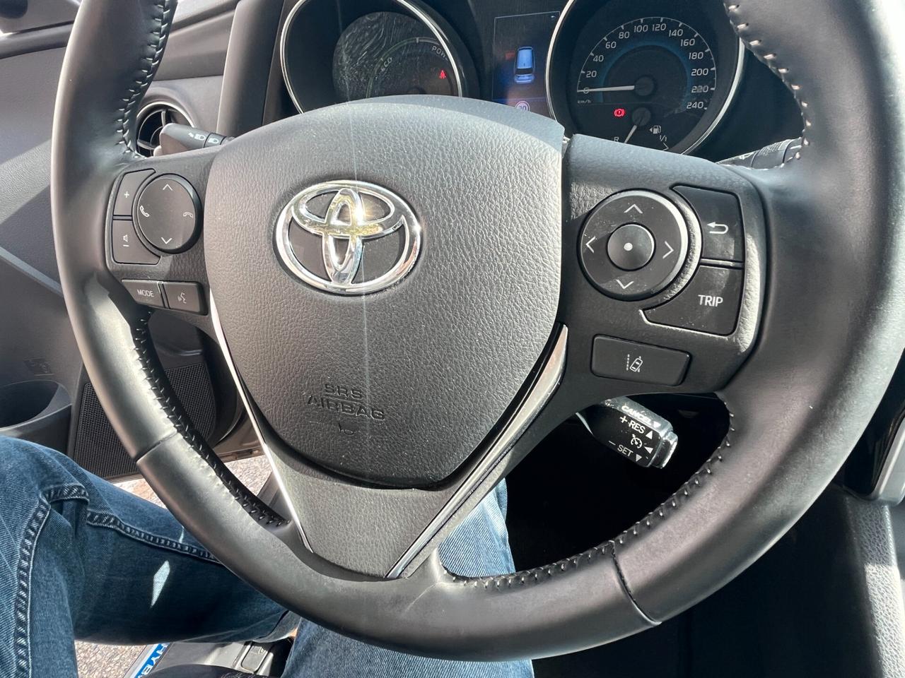 Toyota Auris Touring Sports 1.8 Hybrid - 32.000 km