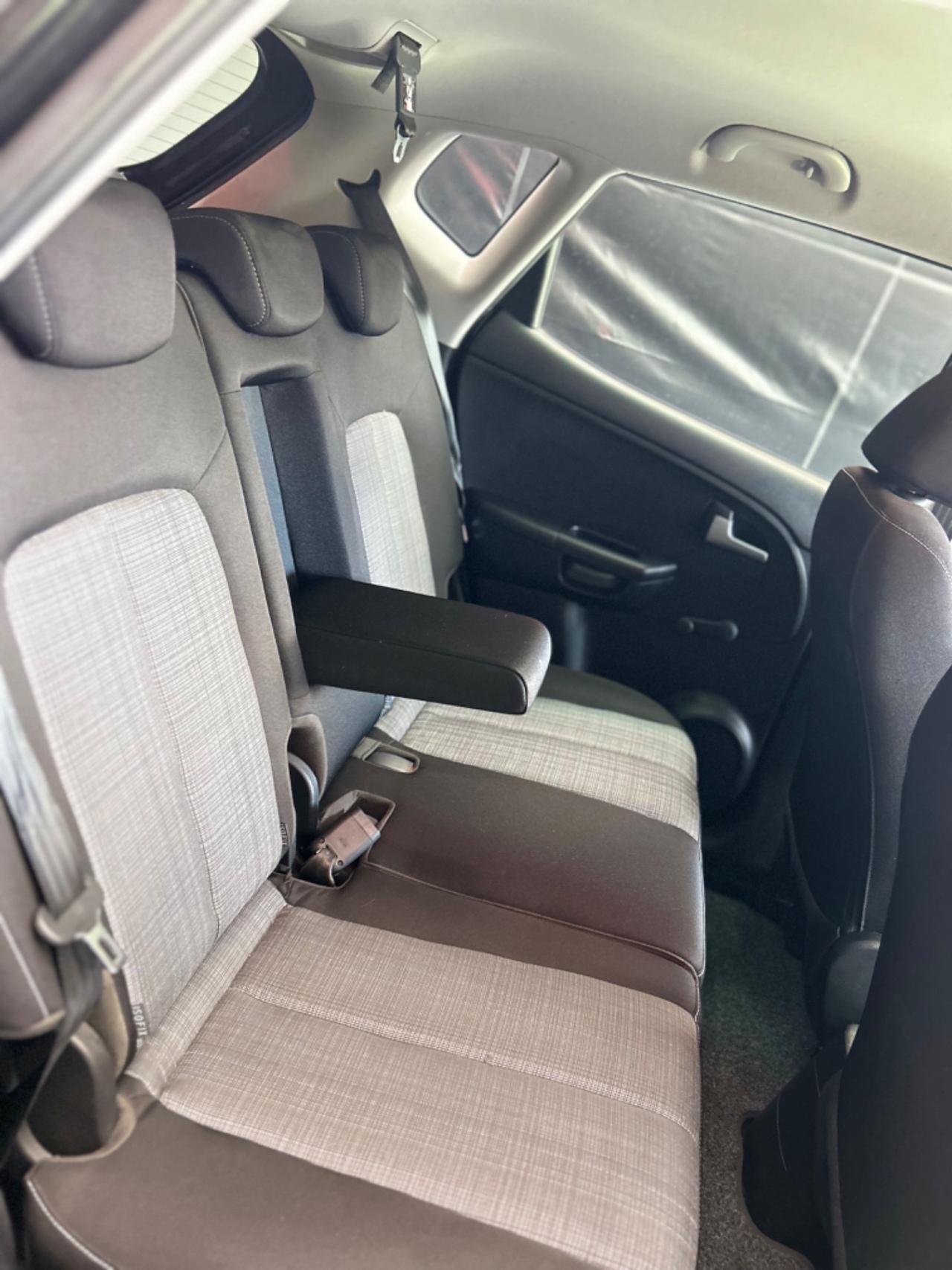Kia Venga 1.4 CRDi 90 cv CrossOver High Tech 2015