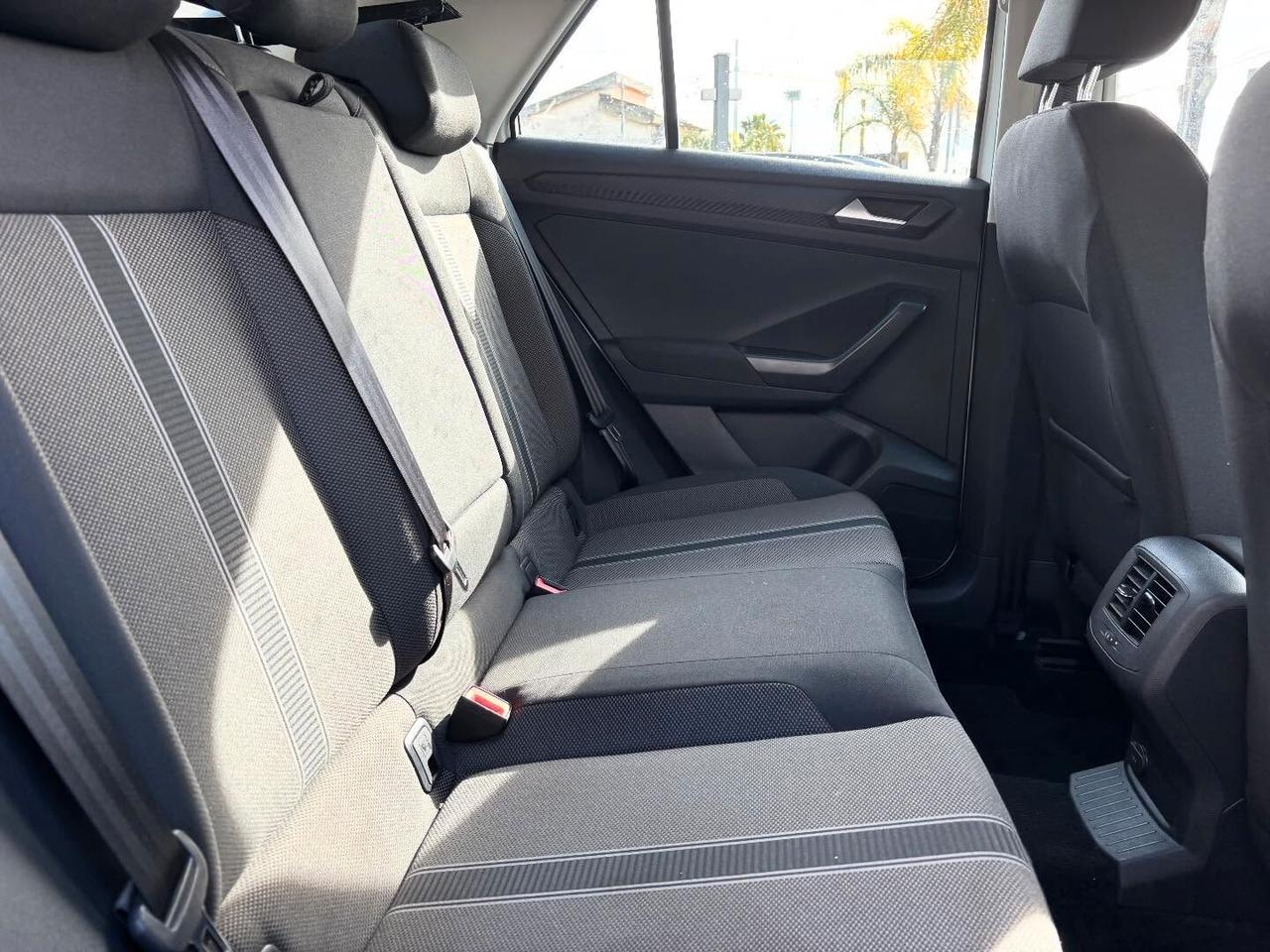 Volkswagen T-Roc 1.6 TDI SCR Advanced BlueMotion Technology