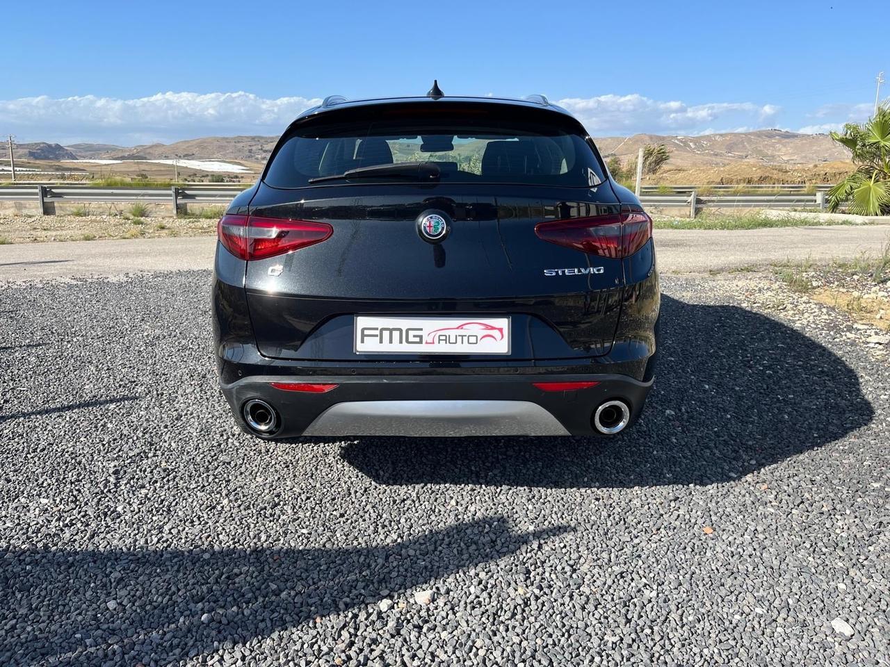 Alfa Romeo Stelvio 2.2 Turbodiesel 190 CV AT8 Q4 Business