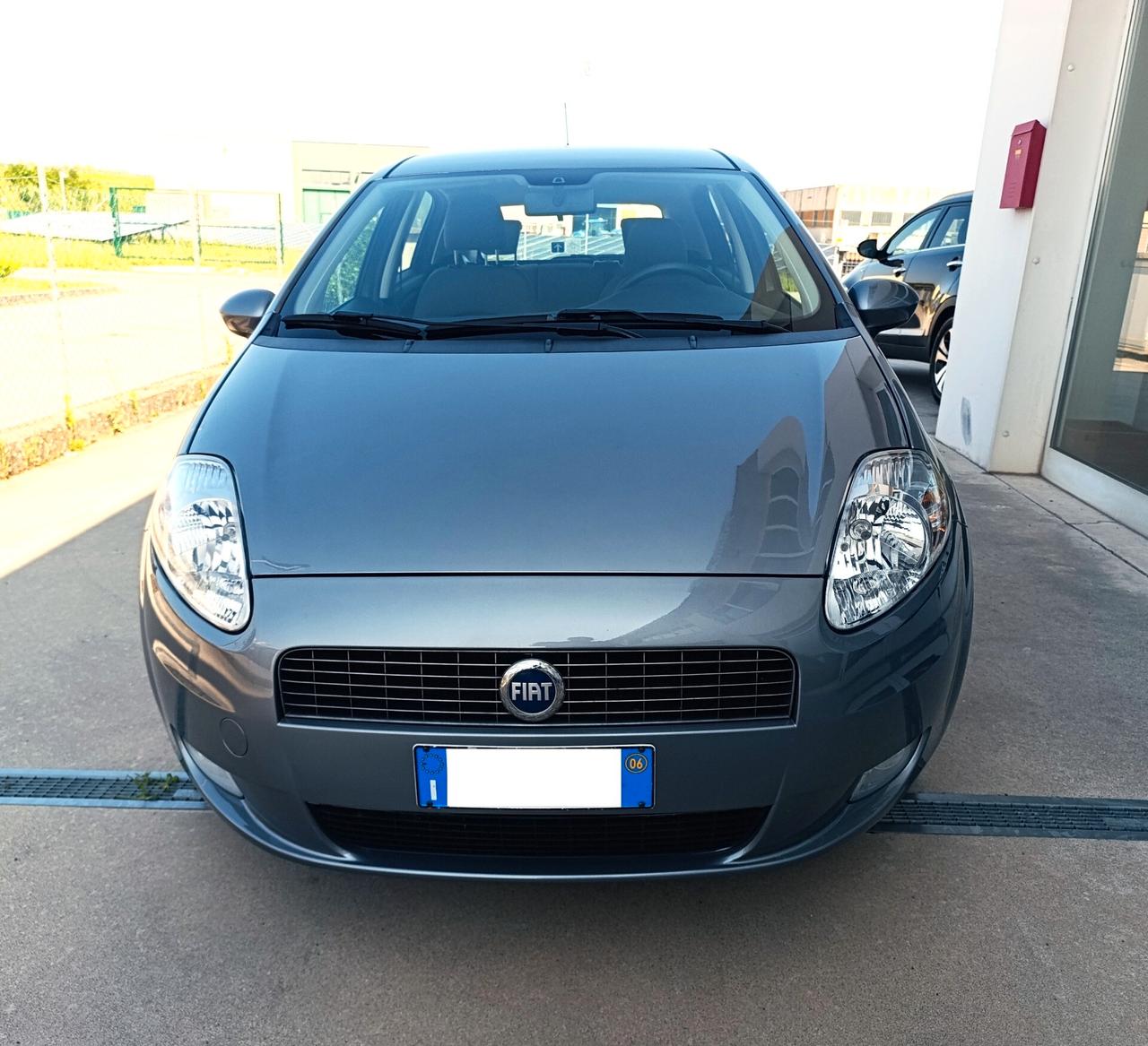 Fiat Grande Punto 1.4 5 porte Dynamic - Uniproprietario - Ok Neopatentati